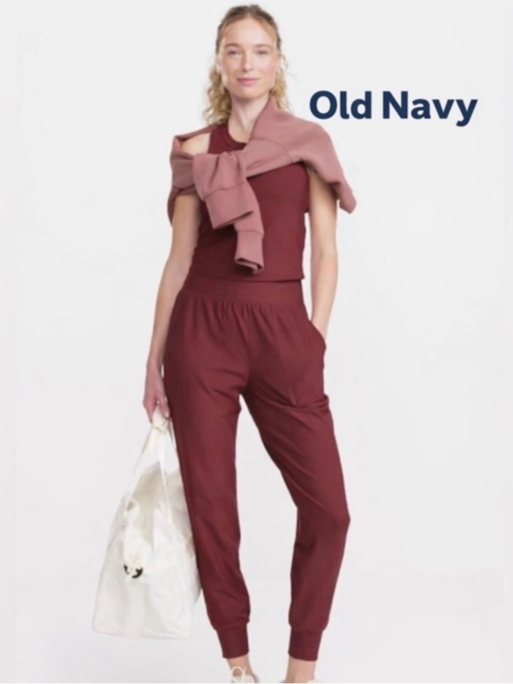 Old Navy NWOT Never Worn.
High-Waisted
PowerSoft Joggers 
Color:RoyalVelvet
L